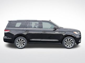 Used 2024 Lincoln Navigator Reserve AWD/4WD video 2