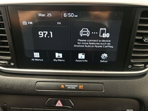 Used 2020 Kia Sportage LX FWD image 3