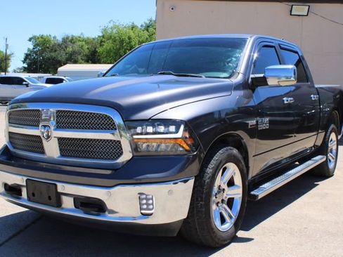 Used 2017 RAM 1500 Lone Star RWD image 7