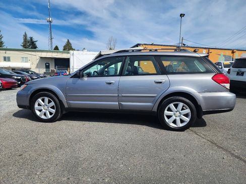 Used 2008 Subaru Outback 2.5i Limited AWD/4WD image 8