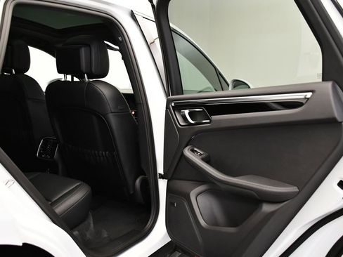 Used 2024 Porsche Macan S image 55