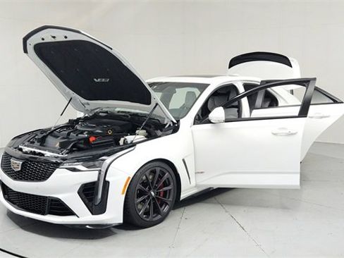 Certified 2022 Cadillac CT4 V Blackwing w/ Driver Assist Package image 9