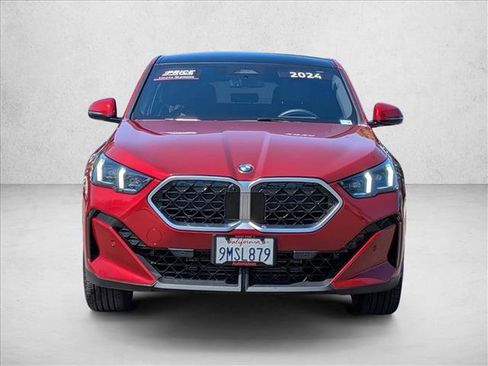 Used 2024 BMW X2 xDrive28i AWD/4WD image 2