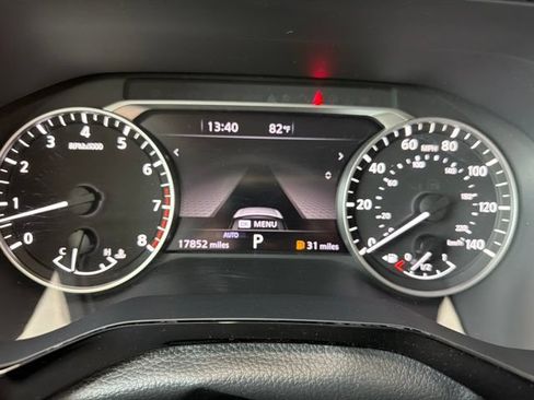 Used 2025 Nissan Pathfinder SV AWD/4WD image 22