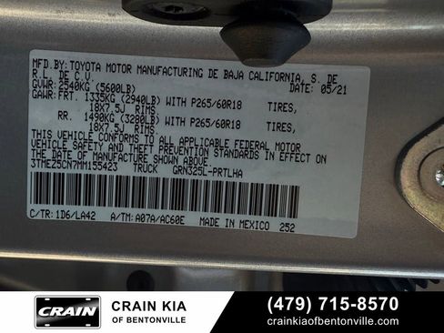 Used 2021 Toyota Tacoma Limited image 35