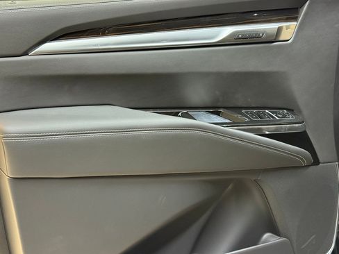 New 2026 Cadillac Escalade ESV Luxury w/ Touring Package image 13