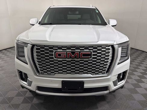 Used 2024 GMC Yukon XL Denali RWD image 2