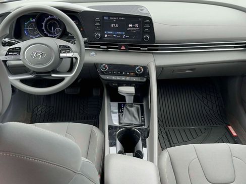 Used 2023 Hyundai Elantra Blue w/ Cargo Package image 11