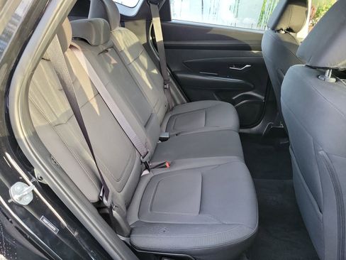 Certified 2025 Hyundai Tucson SE image 20