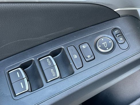 New 2026 Acura Integra image 12