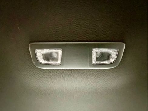 Used 2022 Chevrolet Silverado 1500 High Country w/ Technology Package image 61