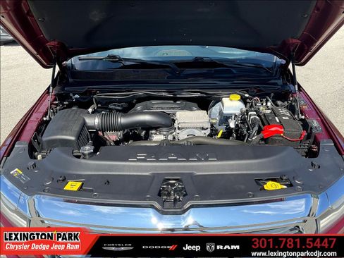 Used 2023 RAM 1500 Laramie AWD/4WD image 30