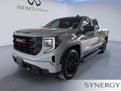 Used 2024 GMC Sierra 1500 Pro w/ Graphite Edition