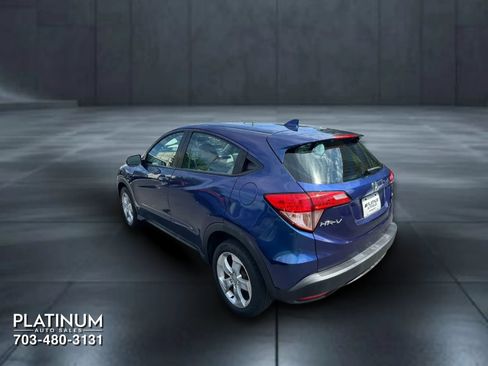 Used 2016 Honda HR-V LX image 8