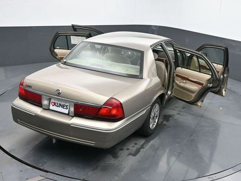 Used 2002 Mercury Grand Marquis GS image 57