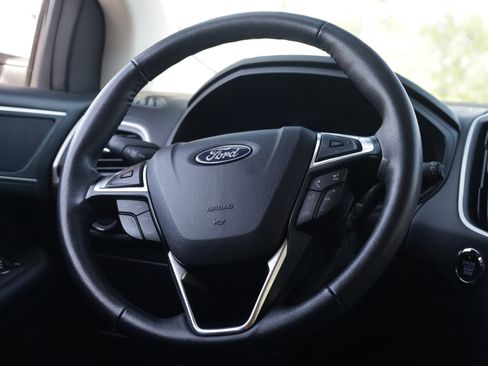 Used 2024 Ford Edge SEL AWD/4WD image 6