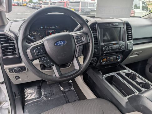Used 2018 Ford F150 XL w/ Equipment Group 101A Mid AWD/4WD image 13