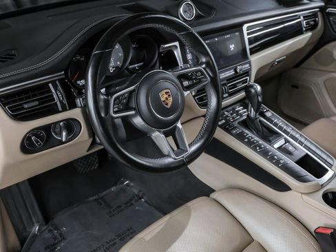 Used 2019 Porsche Macan S image 3