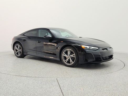 Used 2023 Audi e-tron GT Premium Plus AWD/4WD image 3
