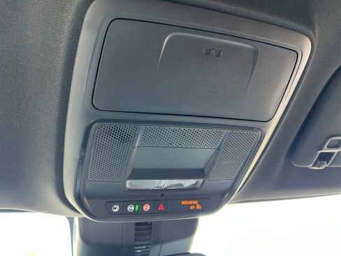 Used 2024 GMC Acadia Elevation image 61