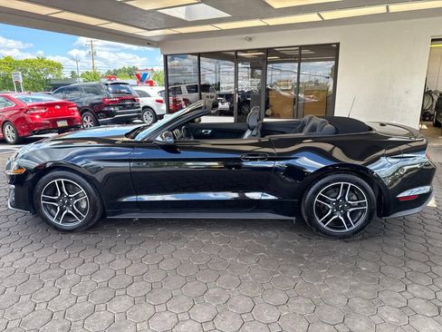 Used 2019 Ford Mustang Premium RWD image 26