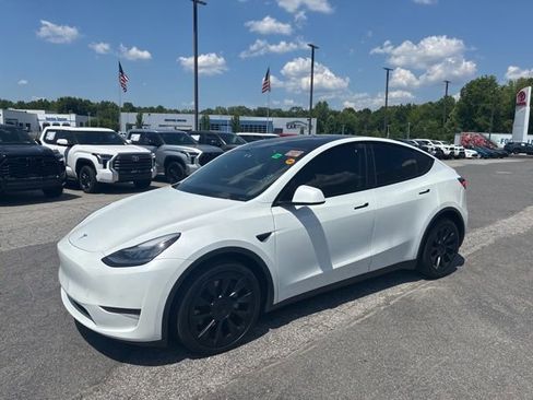 Used 2021 Tesla Model Y Long Range AWD/4WD image 4