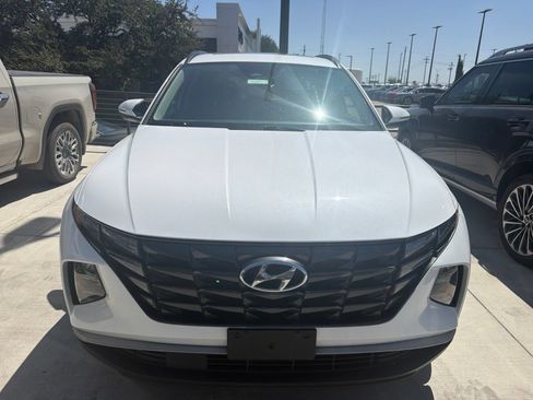 Used 2022 Hyundai Tucson SEL w/ Convenience Package FWD image 2