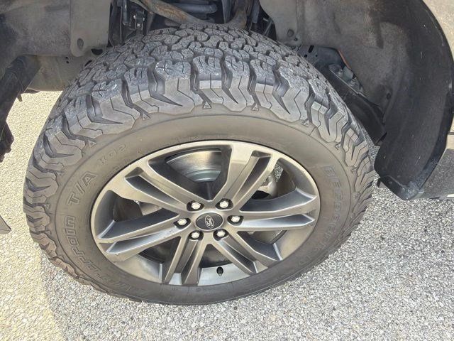 Used 2021 Ford F150 Lariat w/ Equipment Group 502A High AWD/4WD image 10