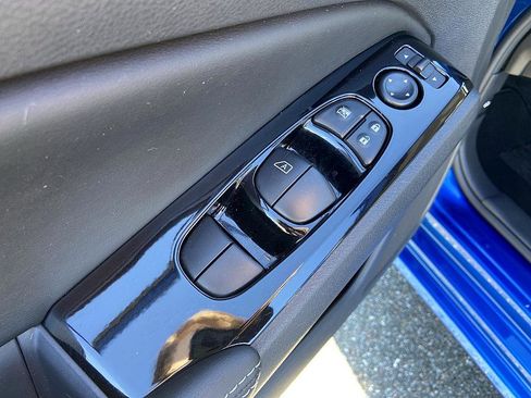 Certified 2025 Nissan Altima 2.5 SL image 10