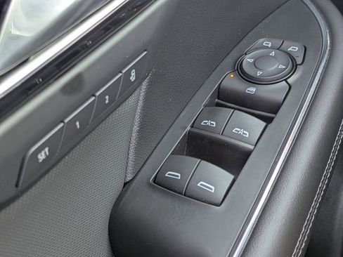 Certified 2025 Buick Envision Preferred image 27