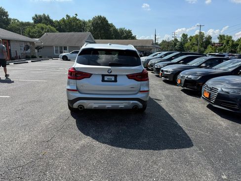 Used 2019 BMW X3 xDrive30i w/ Premium Package AWD/4WD image 3