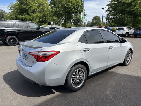 Used 2014 Toyota Corolla S FWD image 4