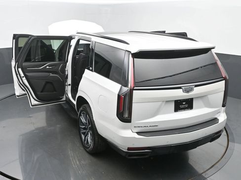 Used 2022 Cadillac Escalade Sport AWD/4WD image 66