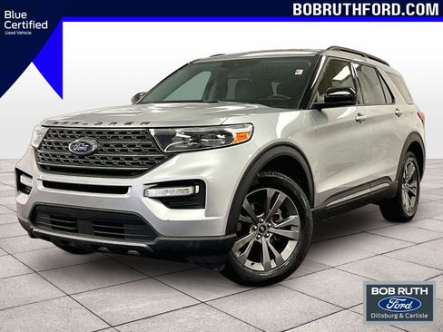 Certified 2023 Ford Explorer XLT w/ Equipment Group 202A AWD/4WD image 1