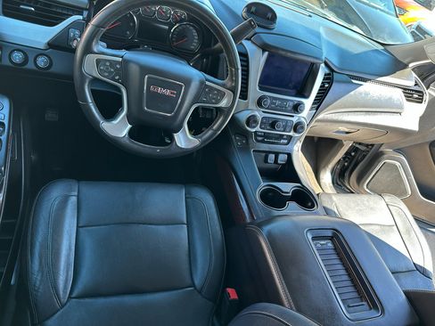 Used 2015 GMC Yukon SLT image 23