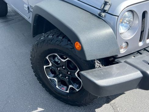 Used 2017 Jeep Wrangler Unlimited Sport w/ Max Tow Package AWD/4WD image 3