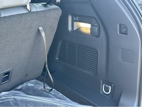New 2026 Ford Explorer Active w/ Active Comfort Package RWD image 20