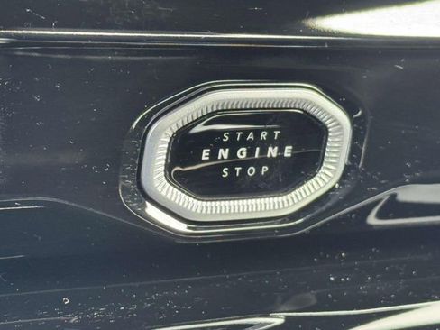 New 2026 Jeep Grand Cherokee L Limited AWD/4WD image 18