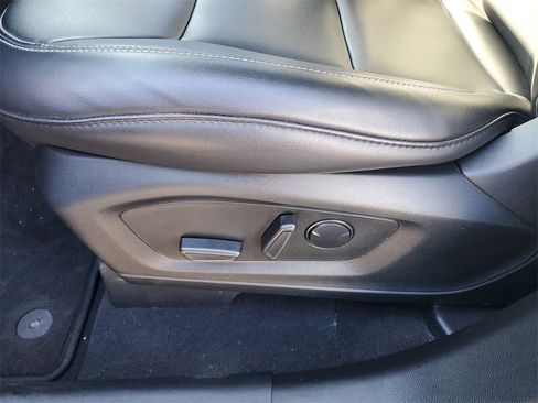 Certified 2023 Ford Explorer XLT w/ Equipment Group 202A image 10