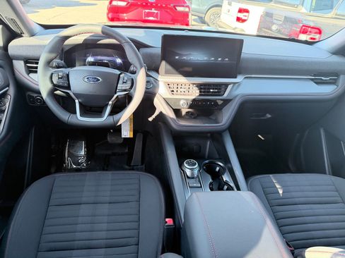 New 2026 Ford Explorer ST-Line w/ ST-Line Street Pack RWD image 19