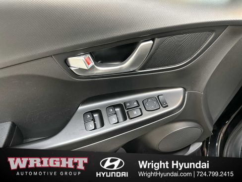 Certified 2023 Hyundai Kona SEL w/ Convenience Package image 10