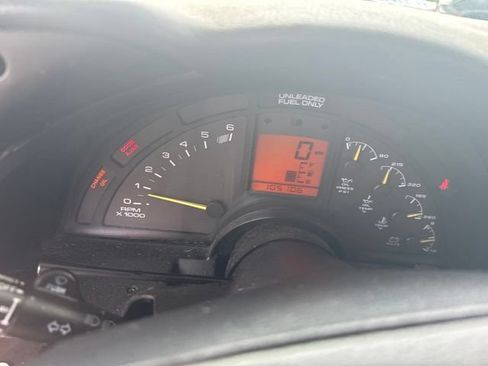 Used 1996 Chevrolet Corvette Coupe RWD image 11