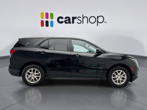 Used 2024 Chevrolet Equinox LS w/ LS Convenience Package image 6