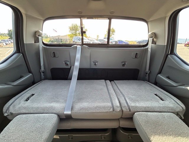 Used 2021 Nissan Frontier SV w/ Midnight Edition Floor Mats AWD/4WD image 35