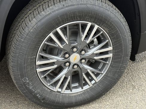 New 2026 Chevrolet Traverse LT w/ Driver Confidence Package image 29