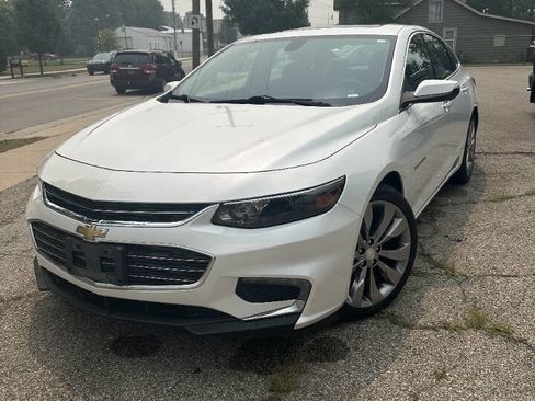 Used 2016 Chevrolet Malibu Premier FWD image 2