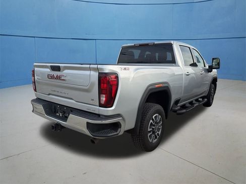 Used 2022 GMC Sierra 2500 SLE w/ SLE Value Package; image 10
