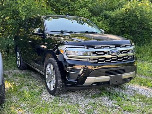 Used 2023 Ford Expedition Max Platinum AWD/4WD image 1