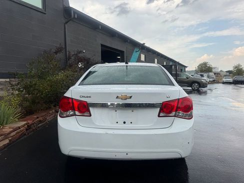 Used 2013 Chevrolet Cruze LT image 4