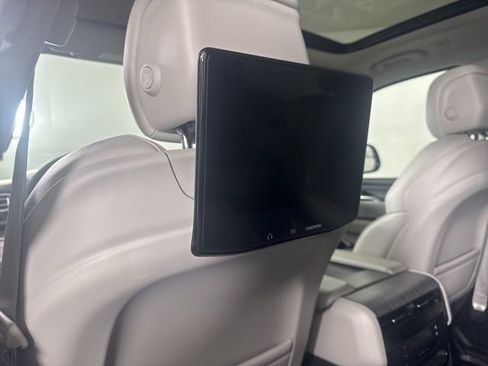 Used 2023 Jeep Wagoneer Series II w/ Convenience Group I image 14